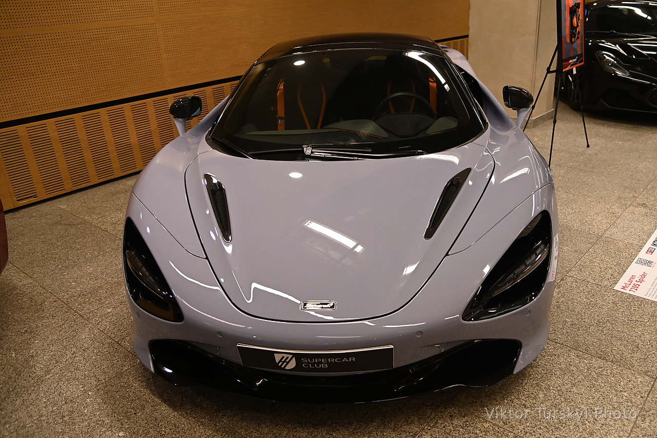Warsaw Cars Exhibition — photo 26